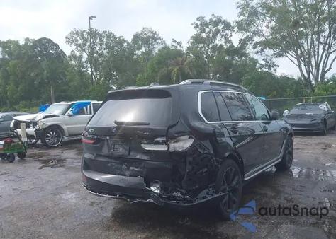 2025 BMW X7 xDrive40I from USA, damaged, VIN 5UX23EM06S9Z24060
